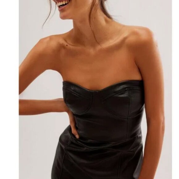 Mira strapless vegan leather Dress NWOT - Picture 3 of 7